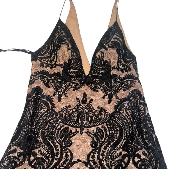 Free People ~ Night Shimmers Women’s Mini Dress in Black ~ Size 4 - Picture 10 of 11